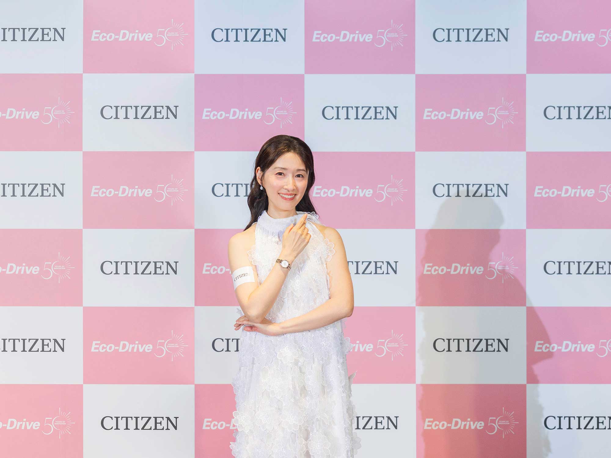 田中千繪的十年愛情觀：那張紙不代表幸福，CITIZEN櫻花粉紅金錶才是日常陪伴的證據