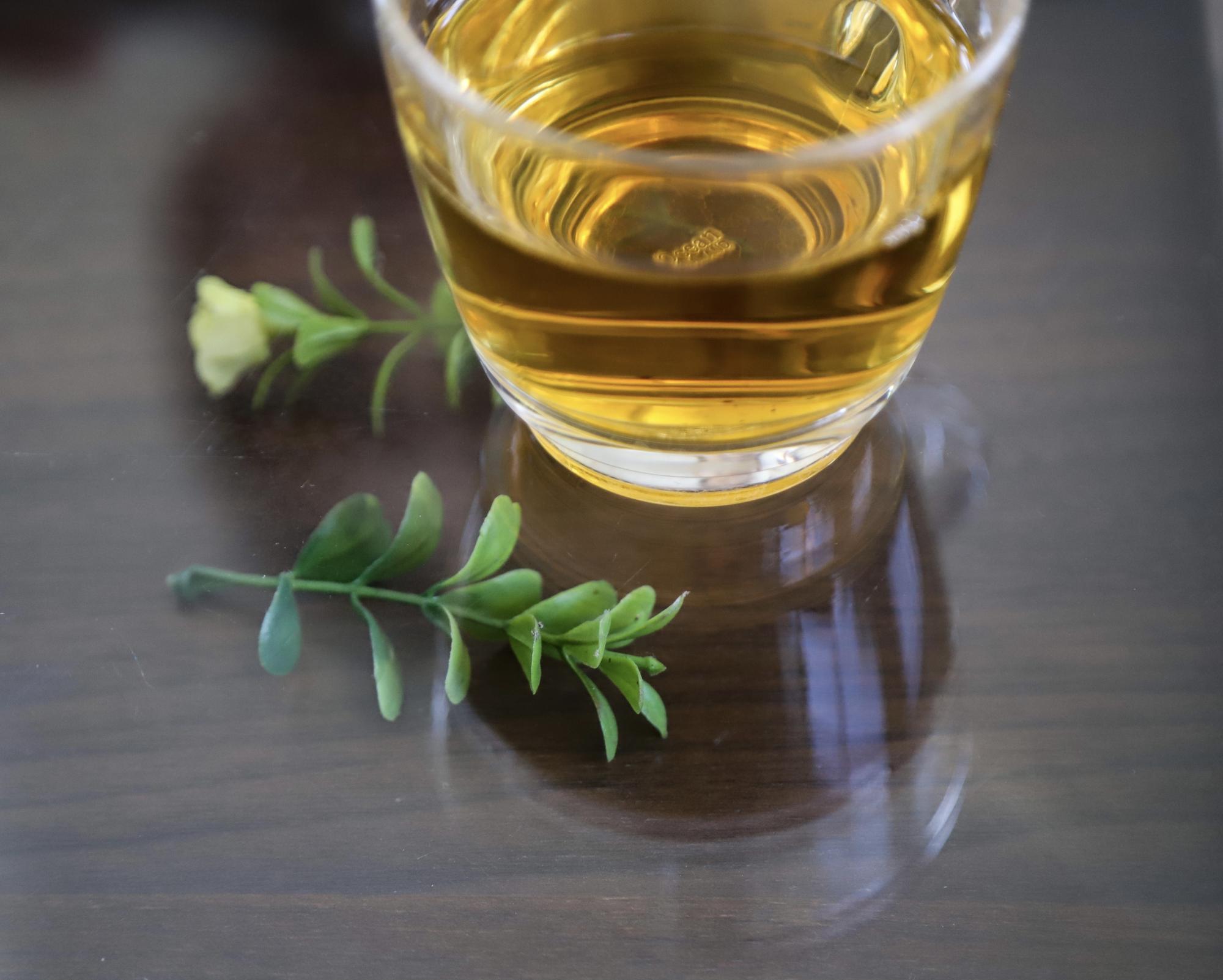 那瓶標著「冷壓初榨」的苦茶油，可能不是你想的那樣 — 時代熱搜生活深度報導