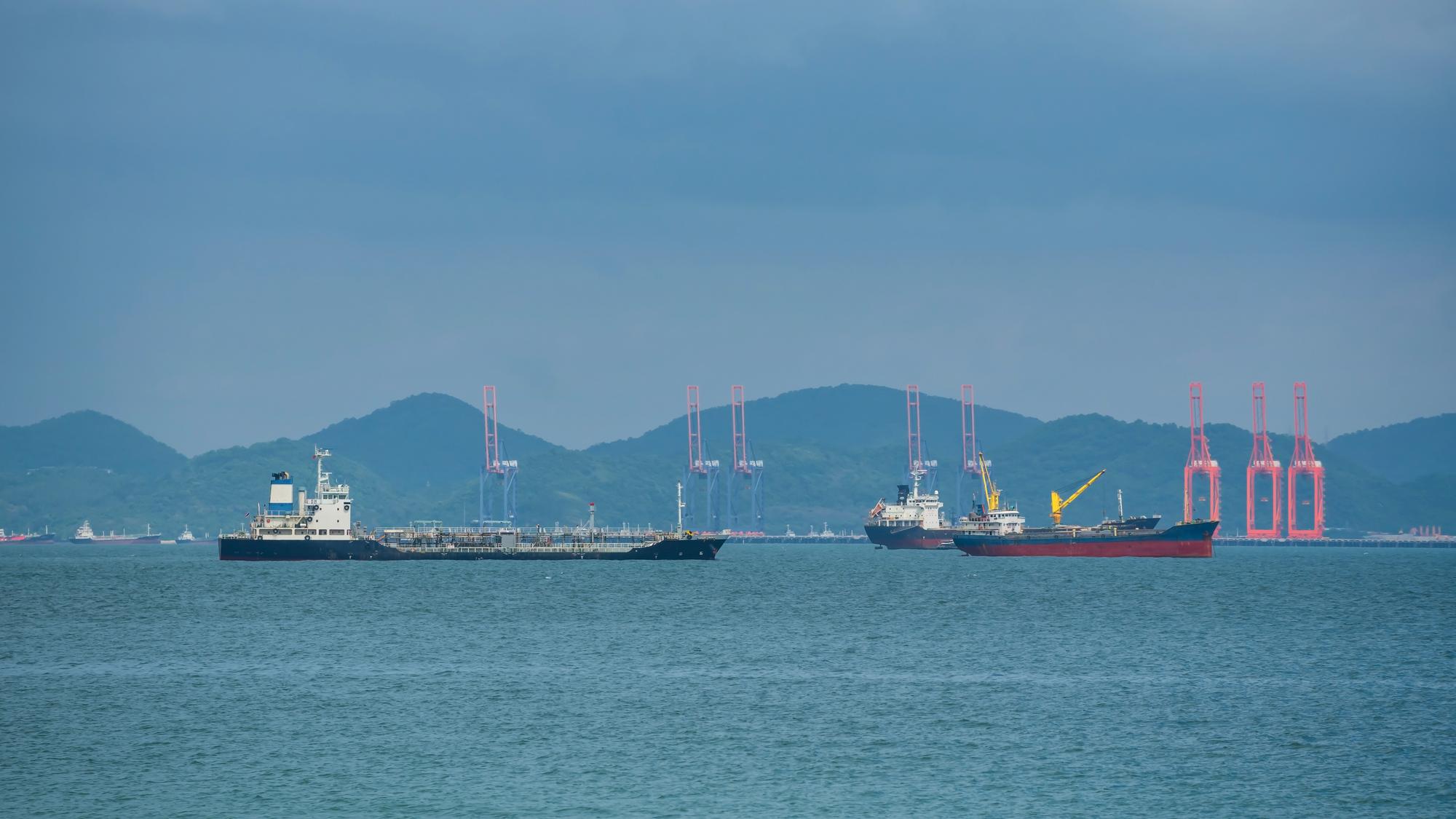 台積電赴美是掏空台灣？前部長一句話戳破：這是借船出海，不是系統崩潰