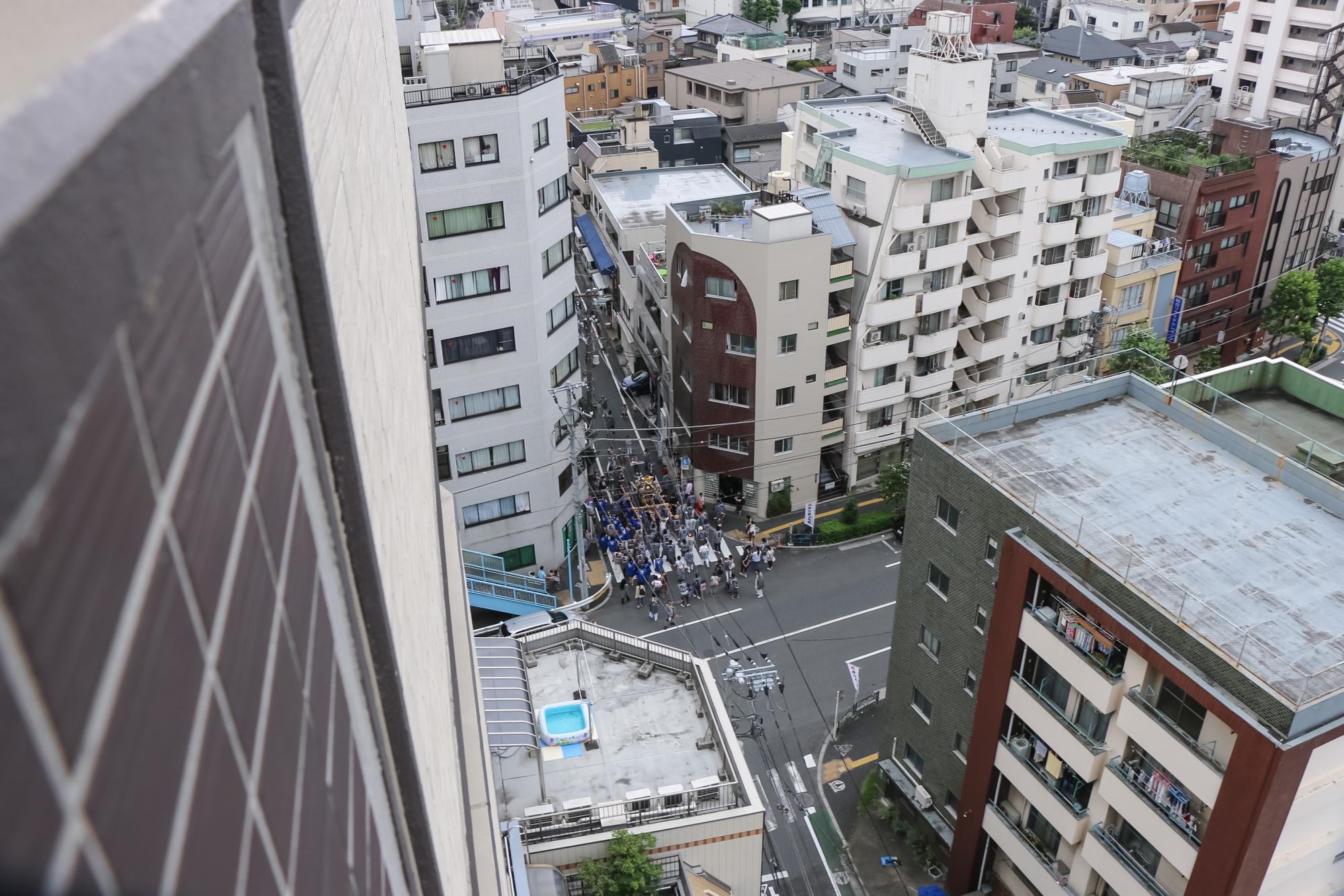 台南房市單月交易量暴增七成？別被數字騙了，這場「爆量」背後藏著你該知道的真相 — 相關圖片3
