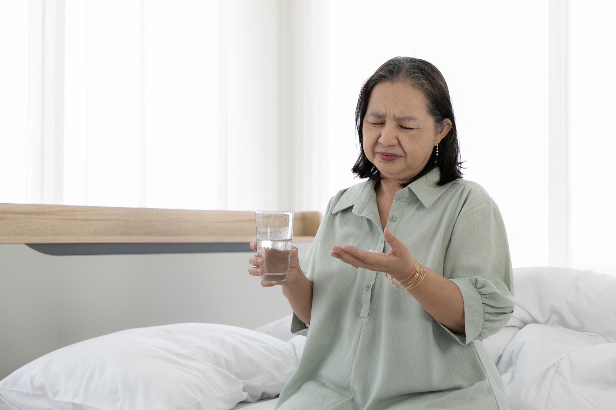 台灣一年吃掉11億顆安眠藥！健保署出手管制，65歲以上長者要注意了 — 相關圖片2