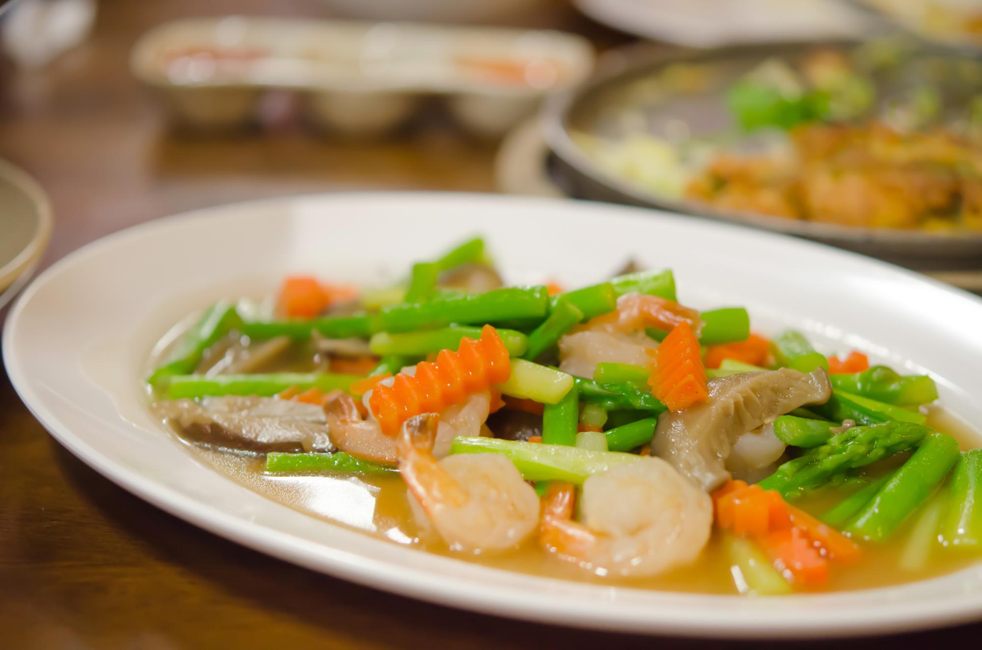 一碗魚丸湯，為何能讓芹菜派與香菜派吵成這樣？