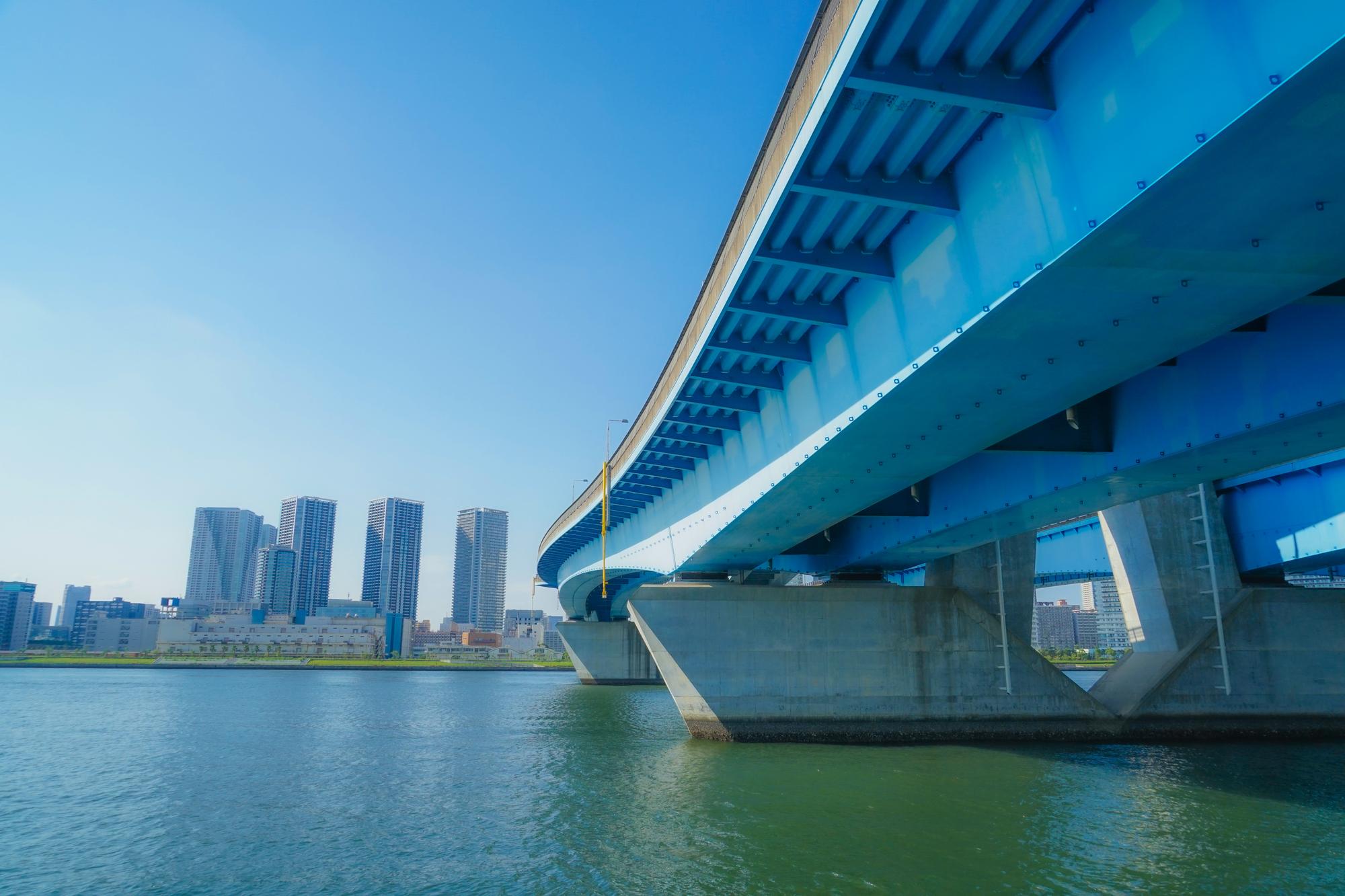 淡江大橋通車了，淡水八里房價就穩了？別被漂亮的橋騙了
