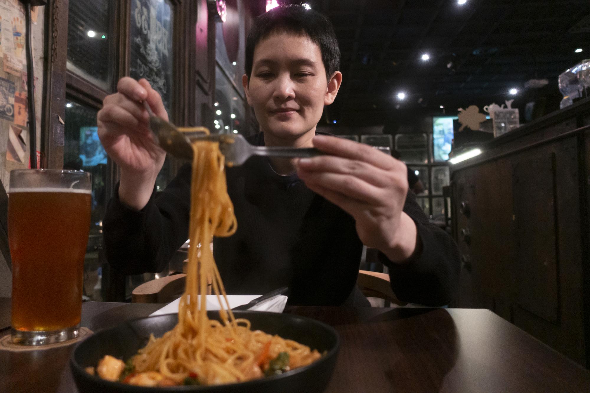 皇家可口用刀削麵、芭樂冰品打國際市場：跟著客戶出海的台灣食品新策略 (改寫)