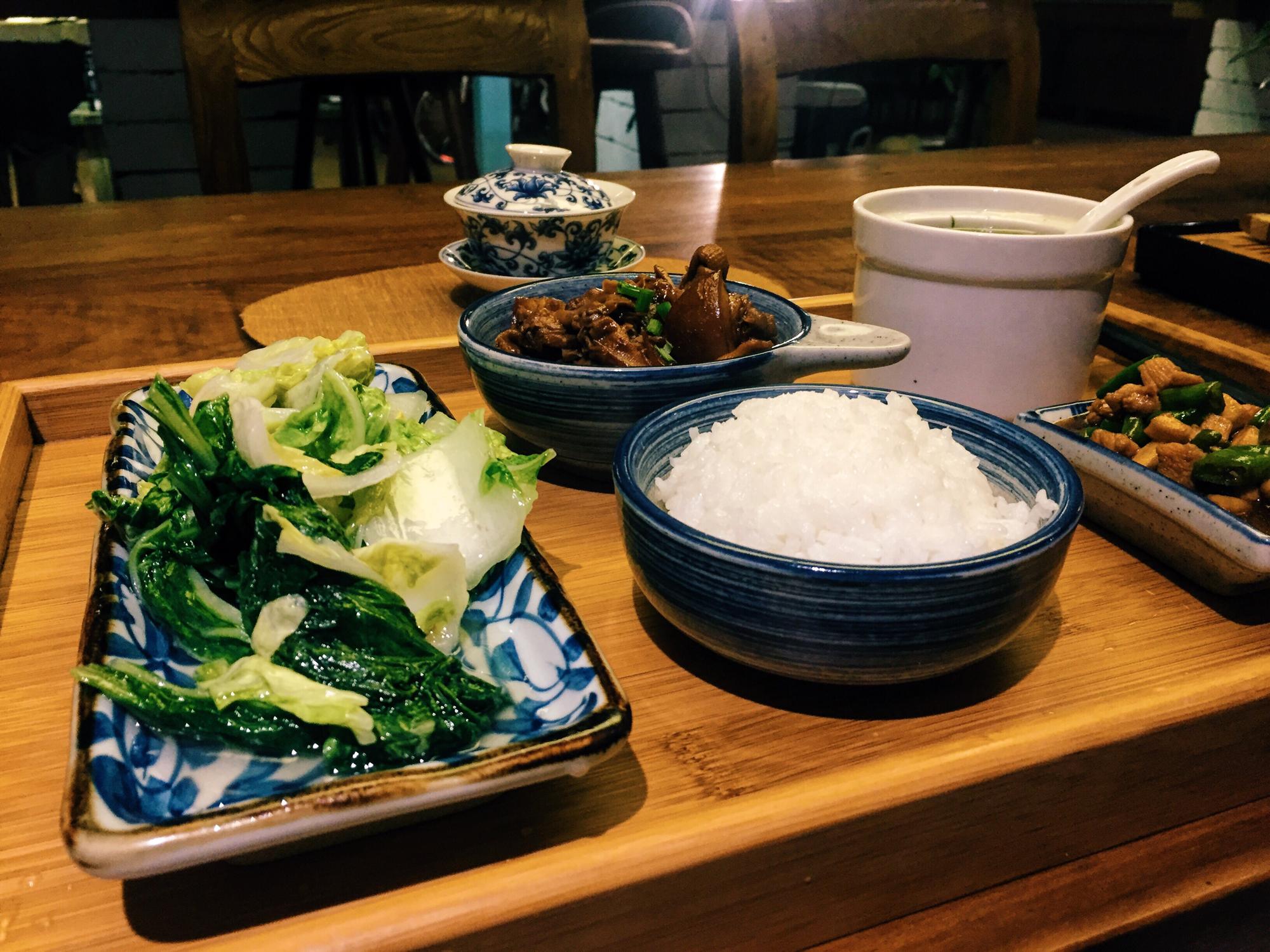 米其林評審藏不住的台南行蹤——魚販二代與法式巷弄的日常堅持