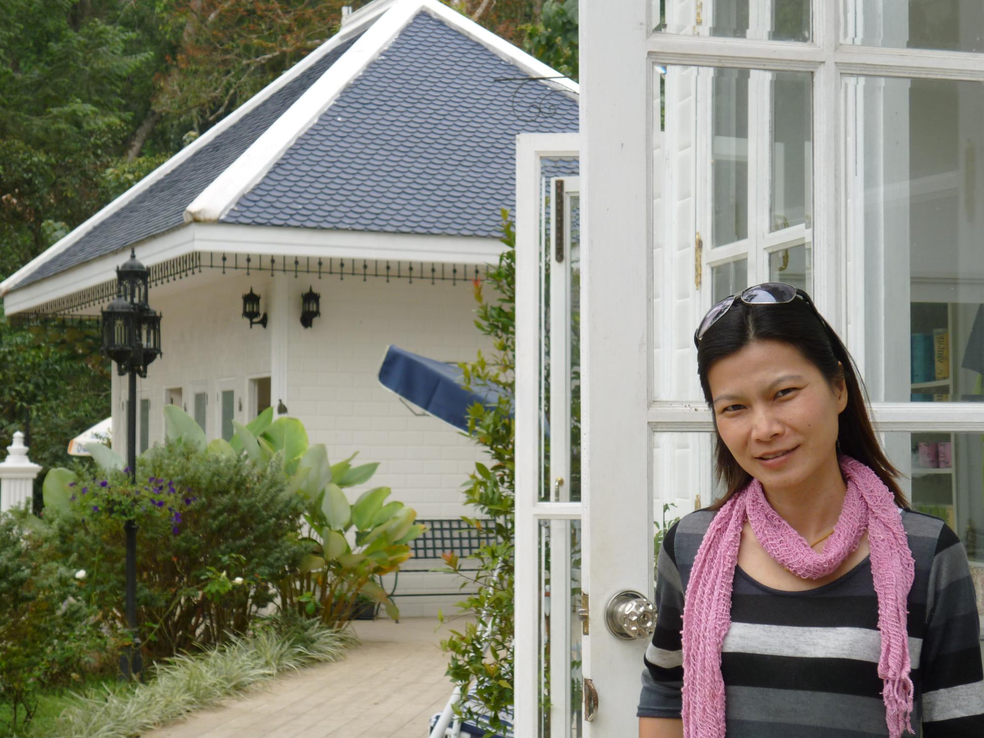 限貸令誤傷誰？當政策大刀揮向來不及閃的自住族 — 房產文章主圖，由時代熱搜陳振威撰寫