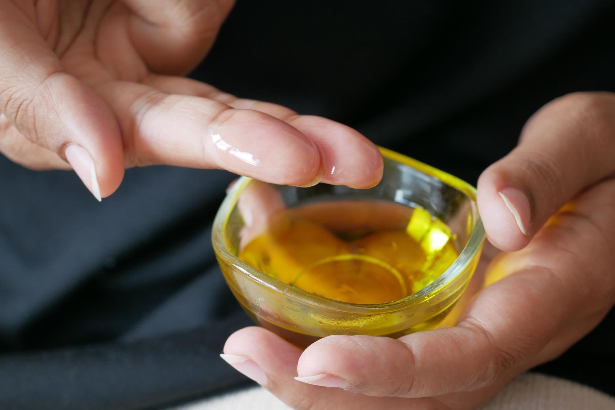 百年堂黃金苦茶油驗出致癌物超標3倍！冷壓初榨不等於安全，原料烘乾才是關鍵 — 相關圖片2