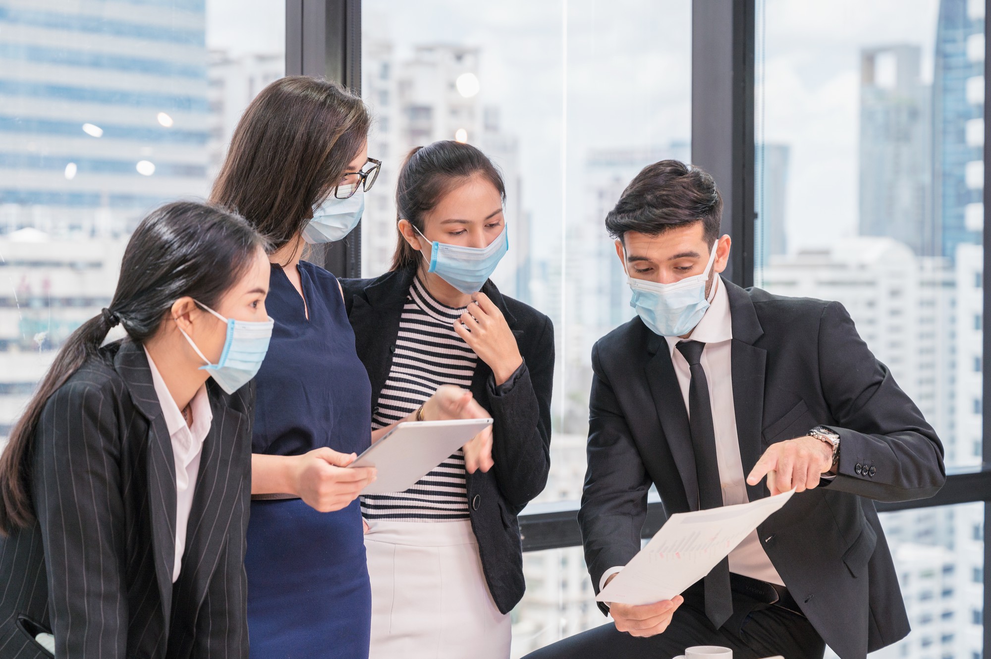 三三會喊話政府：3%調薪、搶外籍人才、核能重啟——產業界真實需求還是勞工惡夢？ — 相關圖片2
