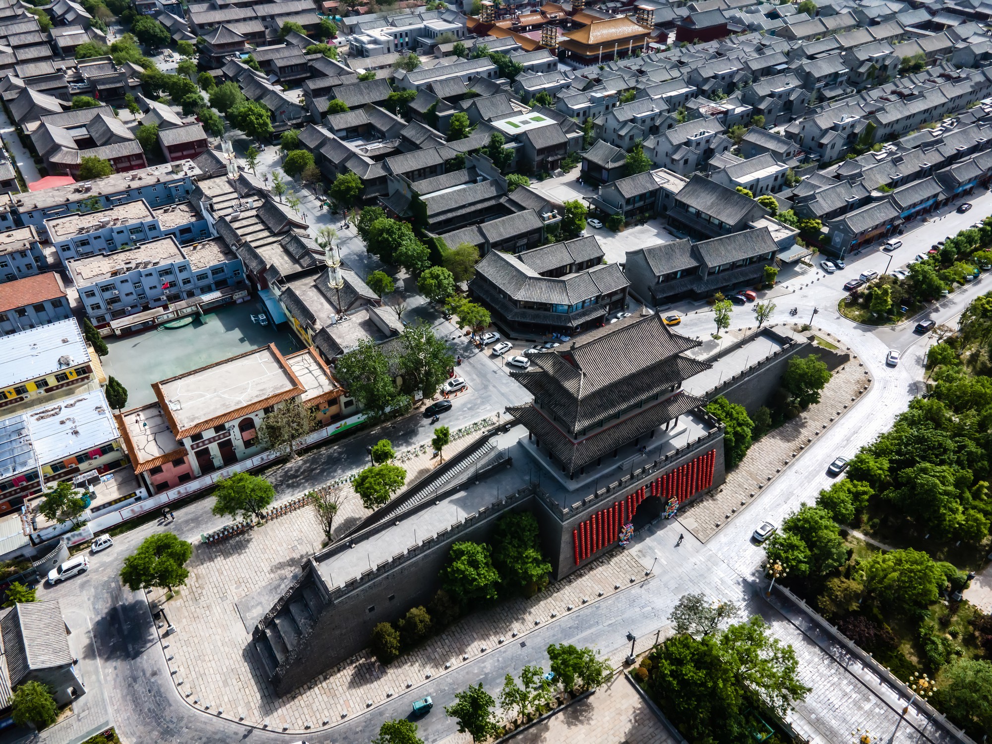 六都預售市場分化：台北憑什麼撐住？高雄量縮背後的真相 — 相關圖片3