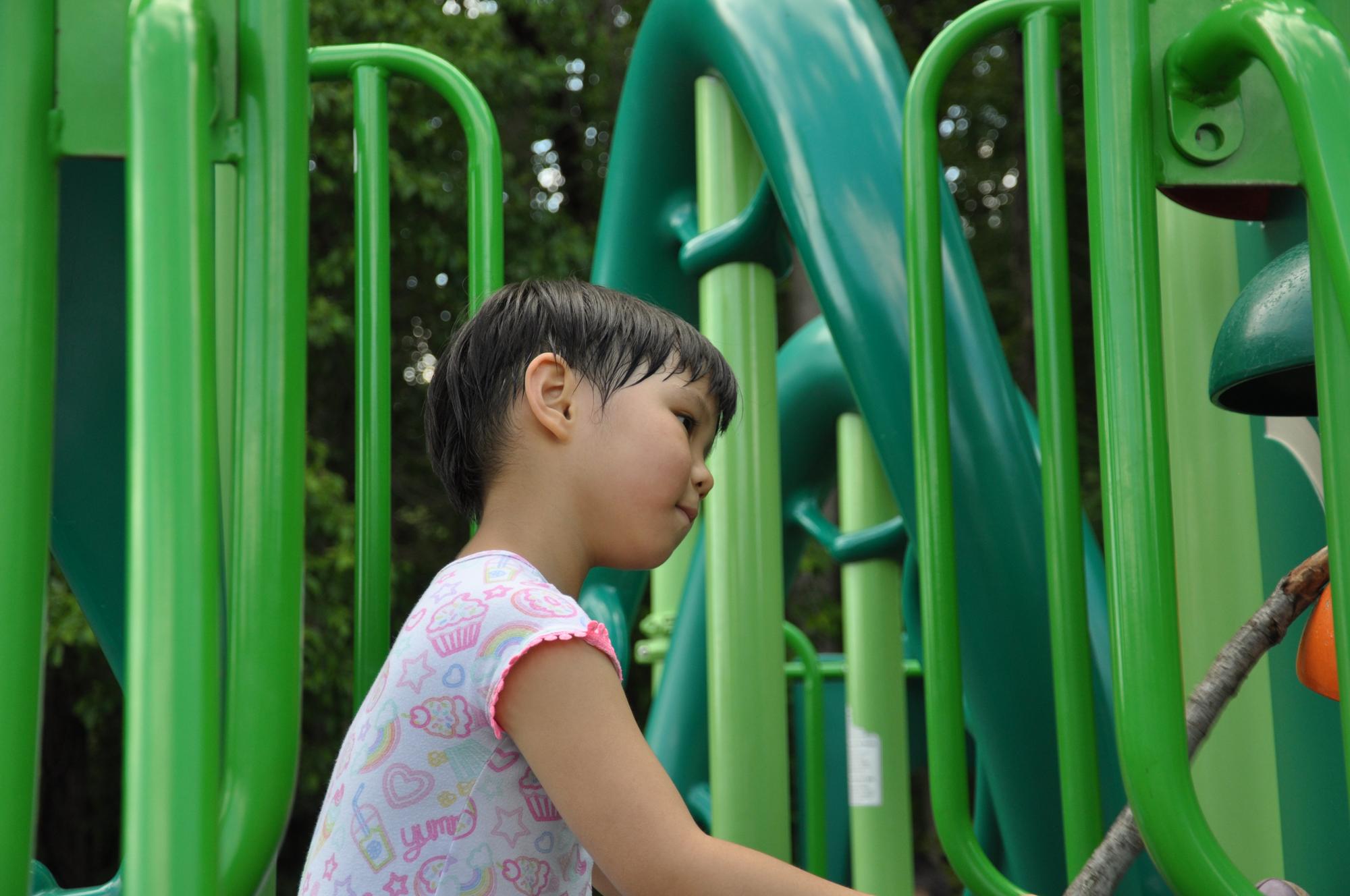 公園裡的燙傷陷阱：當遊樂場變成夏日烤盤 — 相關圖片3