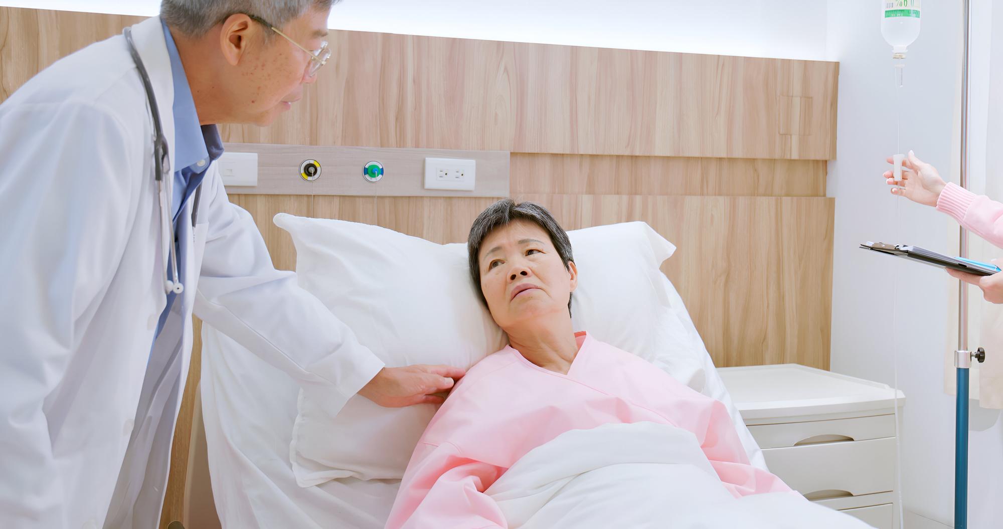 心律不整免挨X光？臺大百例零輻射手術，87歲阿伯躺35分鐘就好了 — 健康文章主圖，由時代熱搜雅婷姐撰寫