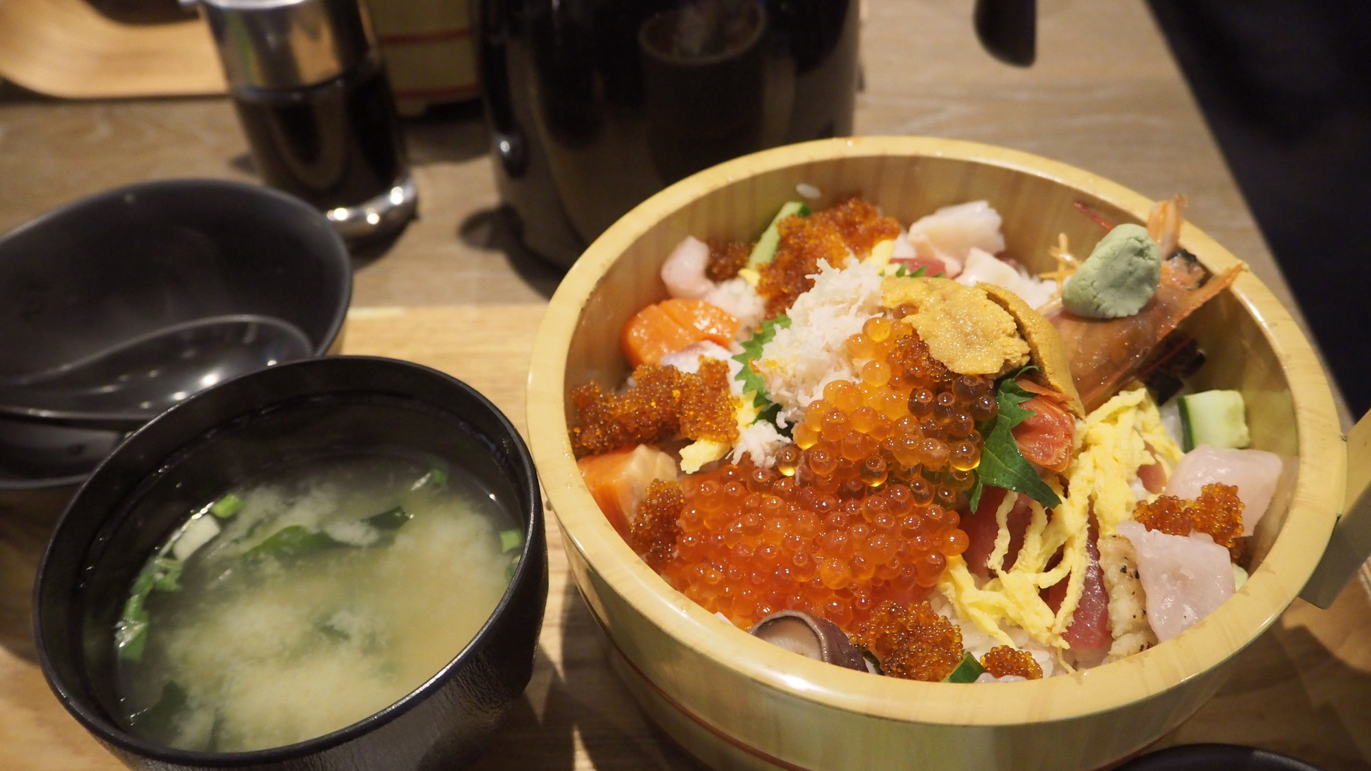 麗園壽司:一碗芋頭排骨酥湯,藏著東門商圈四十年的溫度 — 相關圖片3
