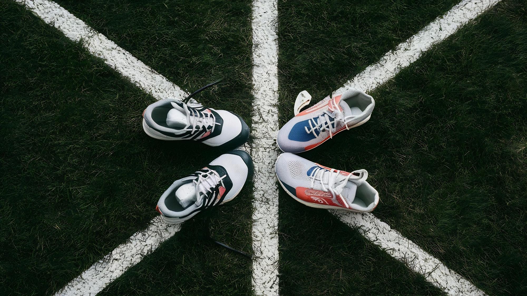 Stone Island x New Balance：會變色的足球鞋，與一場對看台文化的精準致敬 — 相關圖片2