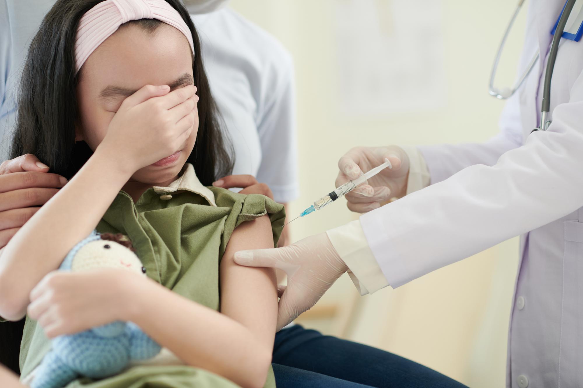 腦膜炎疫苗到底該不該打？醫師教你看懂風險，別花冤枉錢 — 相關圖片2