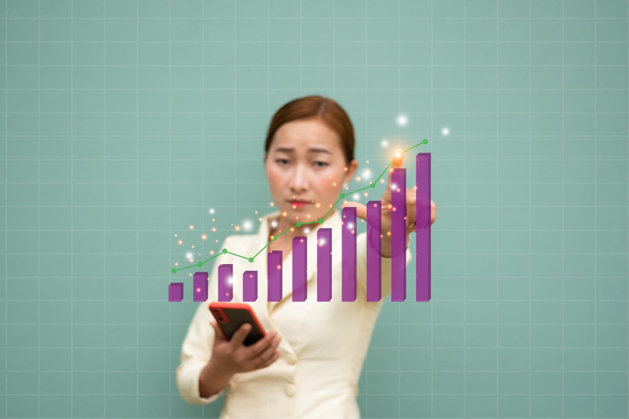 GDP破10%與CPI破2%同框:當數據亮眼,為何多數人無感? — 財經文章主圖，由時代熱搜林怡君撰寫