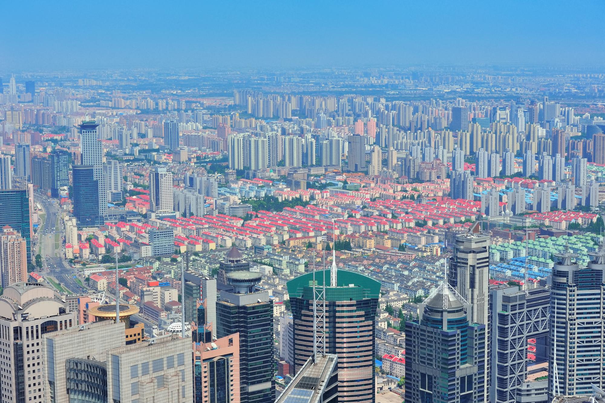高雄15億建地標售：建商還敢出手嗎？脫標率才是真正的考驗 — 房產文章主圖，由時代熱搜陳振威撰寫