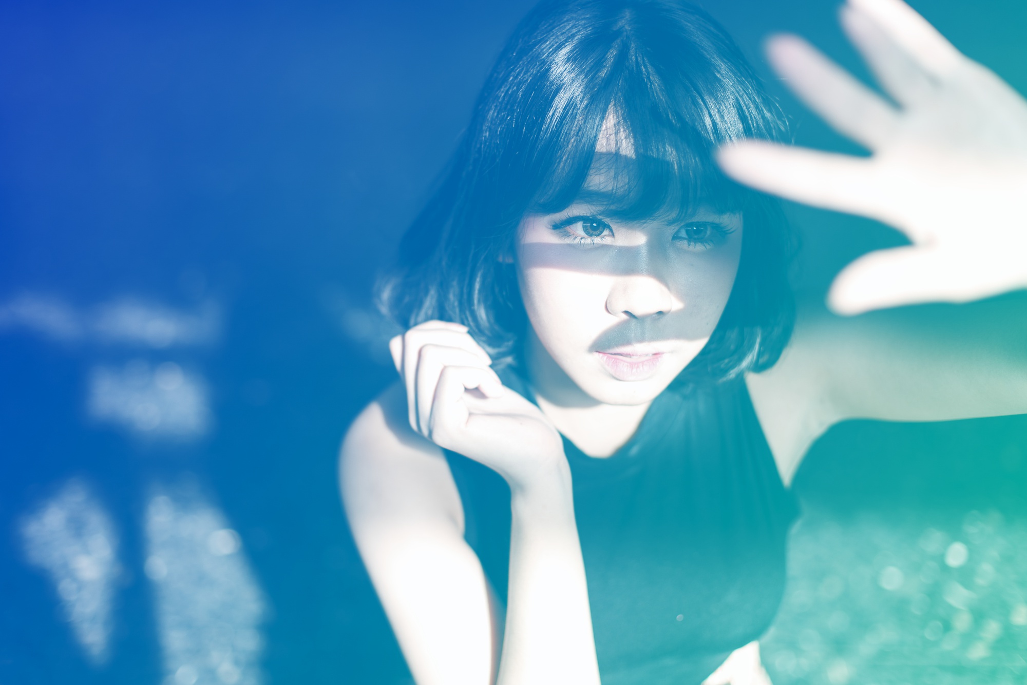 崔立于與姜玗進：你追的是認同，還是一場精緻幻想？ — 時代熱搜時尚深度報導