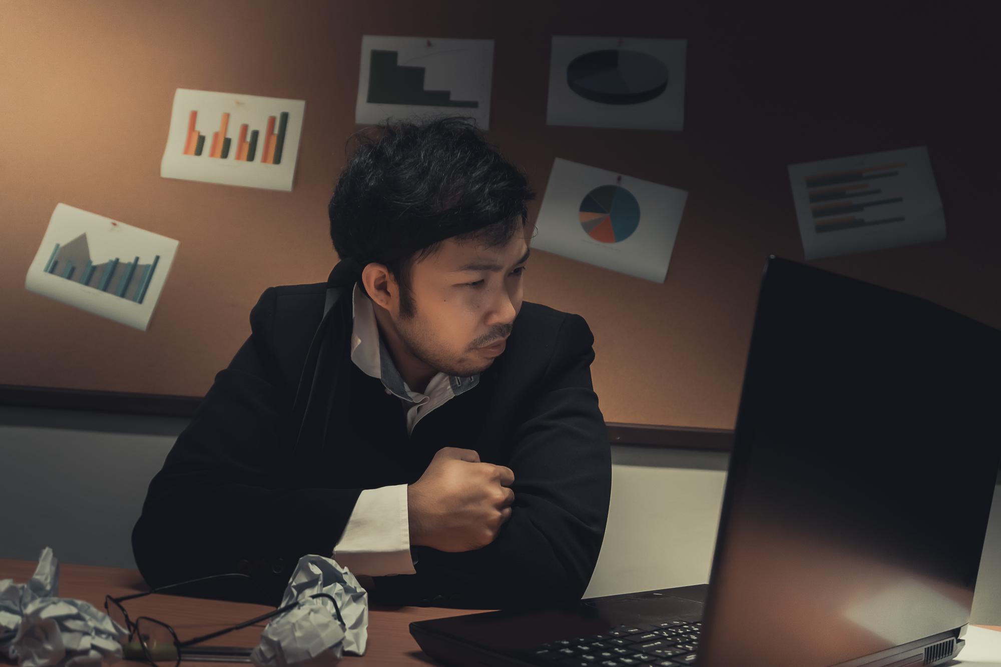 台股單日重挫逾千點，散戶恐慌與專家冷靜的兩種視角 — 時代熱搜財經深度報導