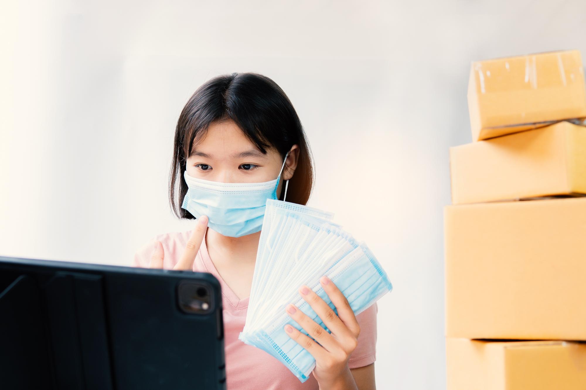 央行繳庫2,000億創新高：金雞母的光環下,誰承擔了代價?