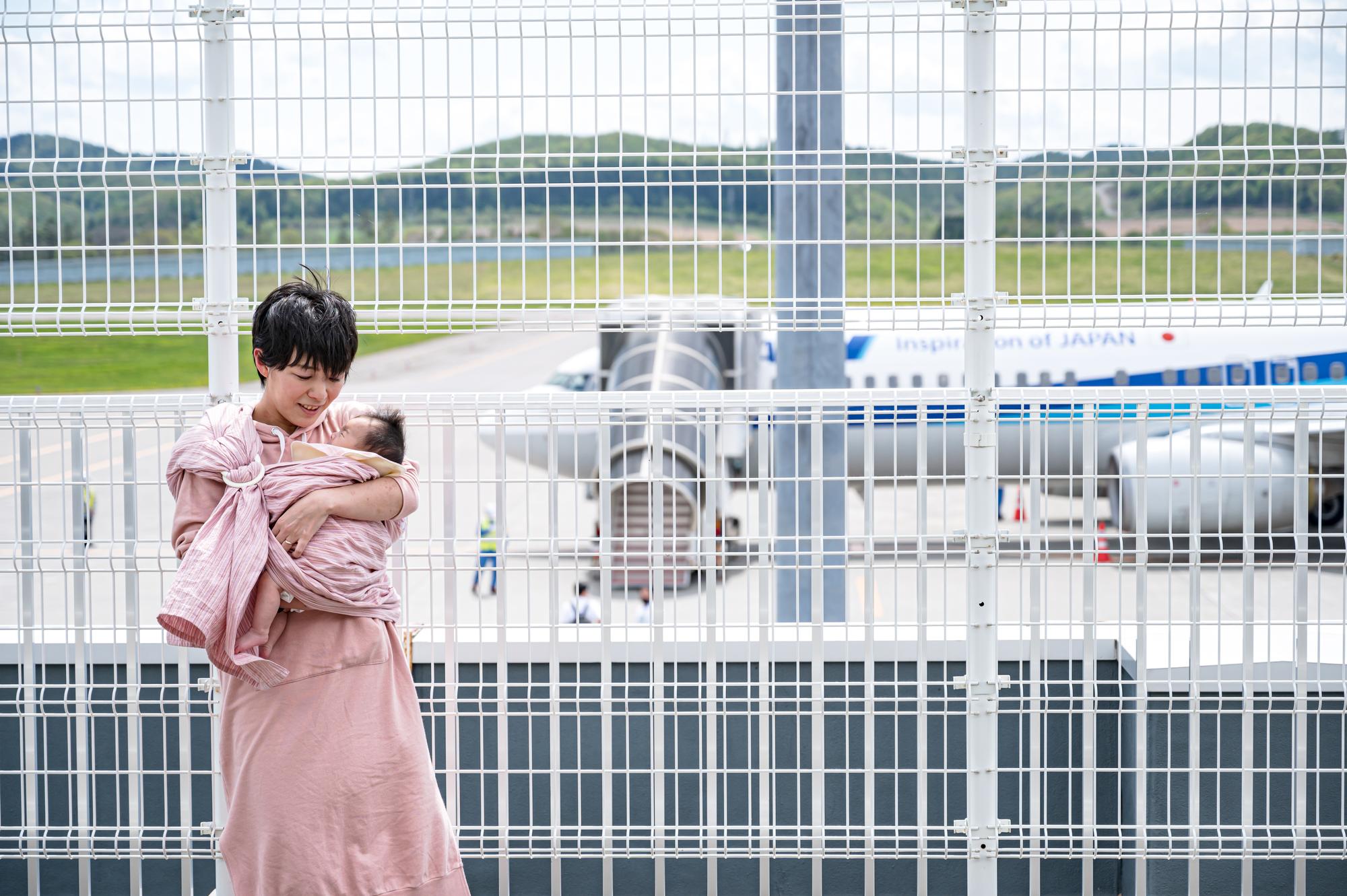 當飛過天空的貨櫃，降落在中壢街頭當公車亭 — 生活文章主圖，由時代熱搜江里歐撰寫