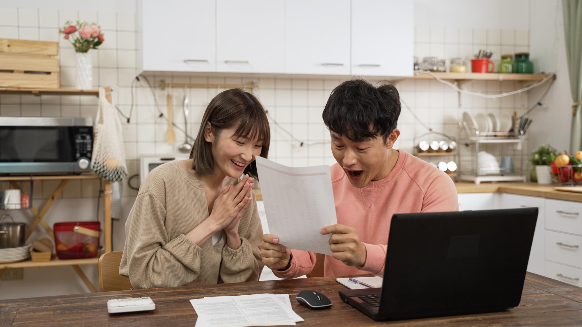 8月過戶、11月收到全年稅單？別急著罵政府，先看你的交屋結算表 — 時代熱搜房產深度報導