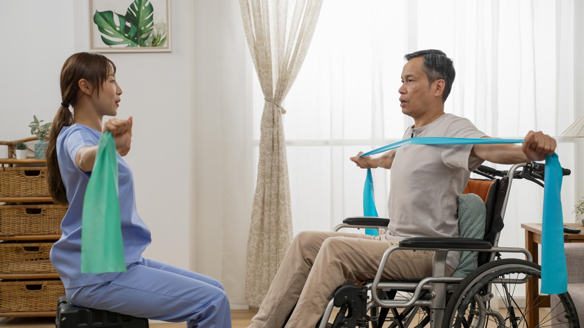 中風復健住半年？健保砸3億試辦「魔鬼訓練營」，醫師卻擔心新病人等嘸床 — 相關圖片2