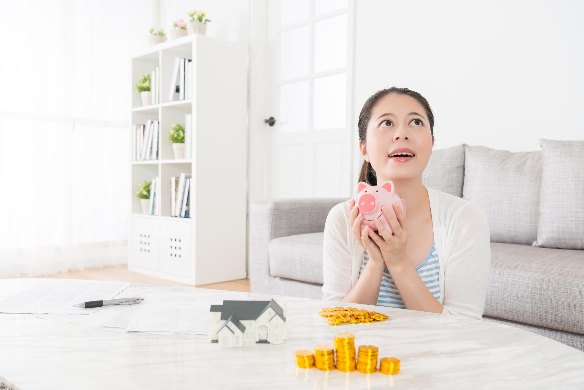 女性購屋力崛起！25歲以上平均房貸破900萬，新青安優貸5年後還款壓力需留意 (改寫)