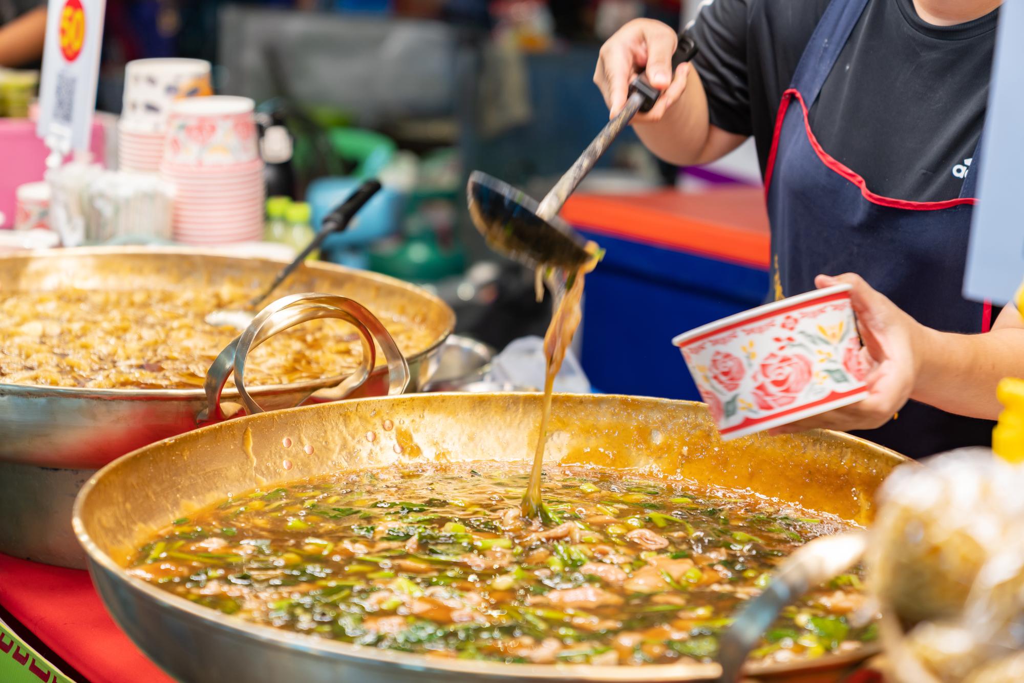 花蓮臭豆腐碰上高雄豬舌飯——這場排隊，比的不是胃 — 相關圖片3