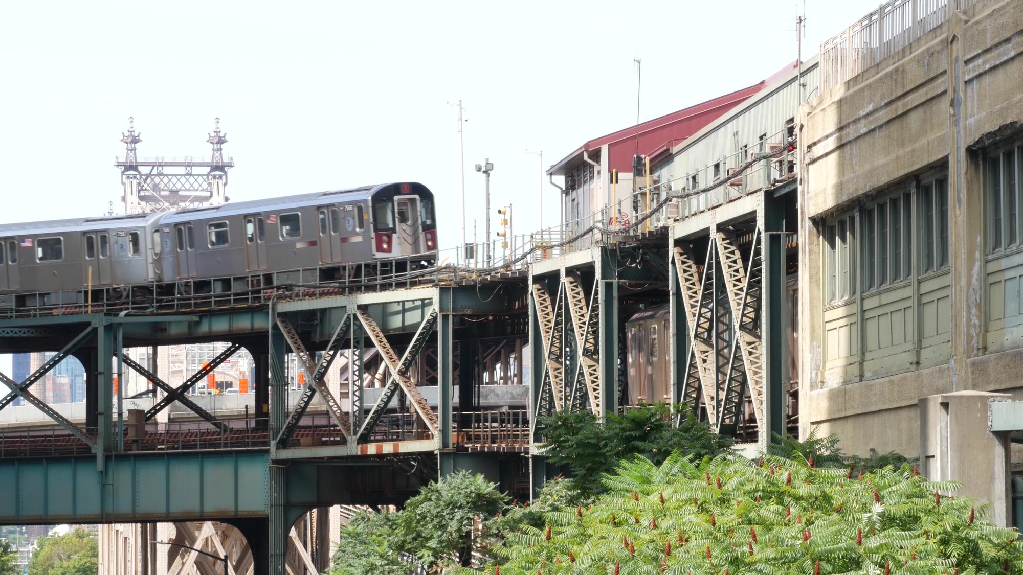 昇和建設砸3.8億整合8棟老屋：高雄車站前的翻身賭注，還是另一場泡沫？ — 相關圖片2