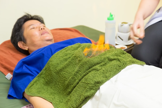 當胸口突然緊了起來——一個人在家的那10分鐘