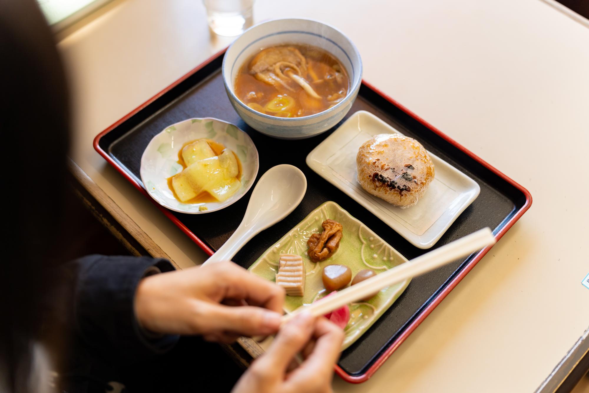 當廚房開始講永續、點餐靠AI——餐飲人的功夫，得換個練法了