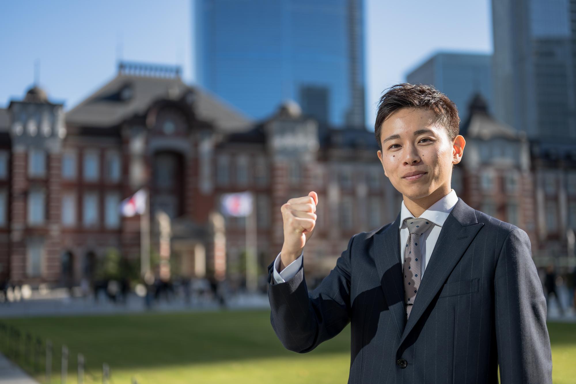 楊金龍說「就到這裡」，但房市真的到頂了嗎？ — 財經文章主圖，由時代熱搜林怡君撰寫
