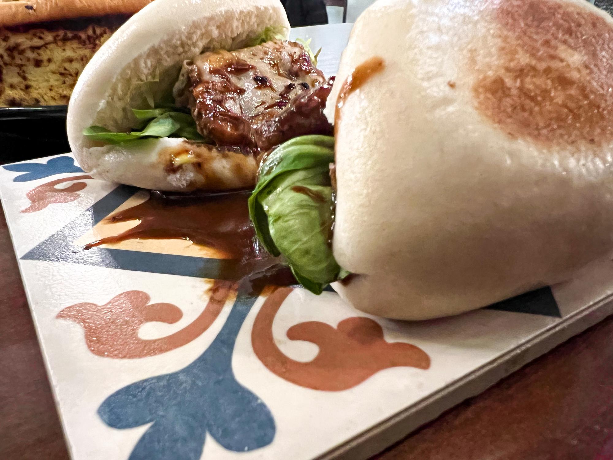一顆飯糰的太平洋兩岸身價:當台灣80元被嫌貴,美國320元卻說佛心