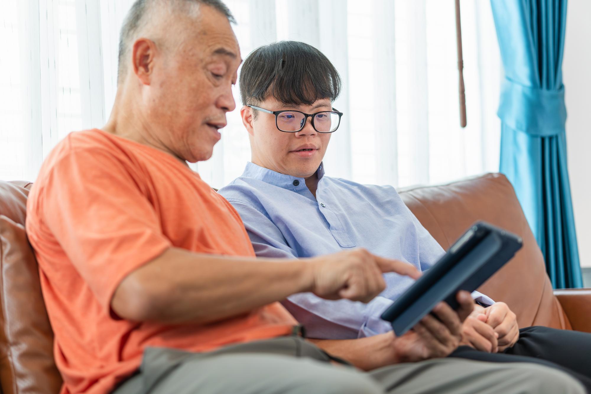 新北健保補助11萬筆沒入帳，阿公阿嬤刷存摺刷到慌：錢去哪了？ — 相關圖片3