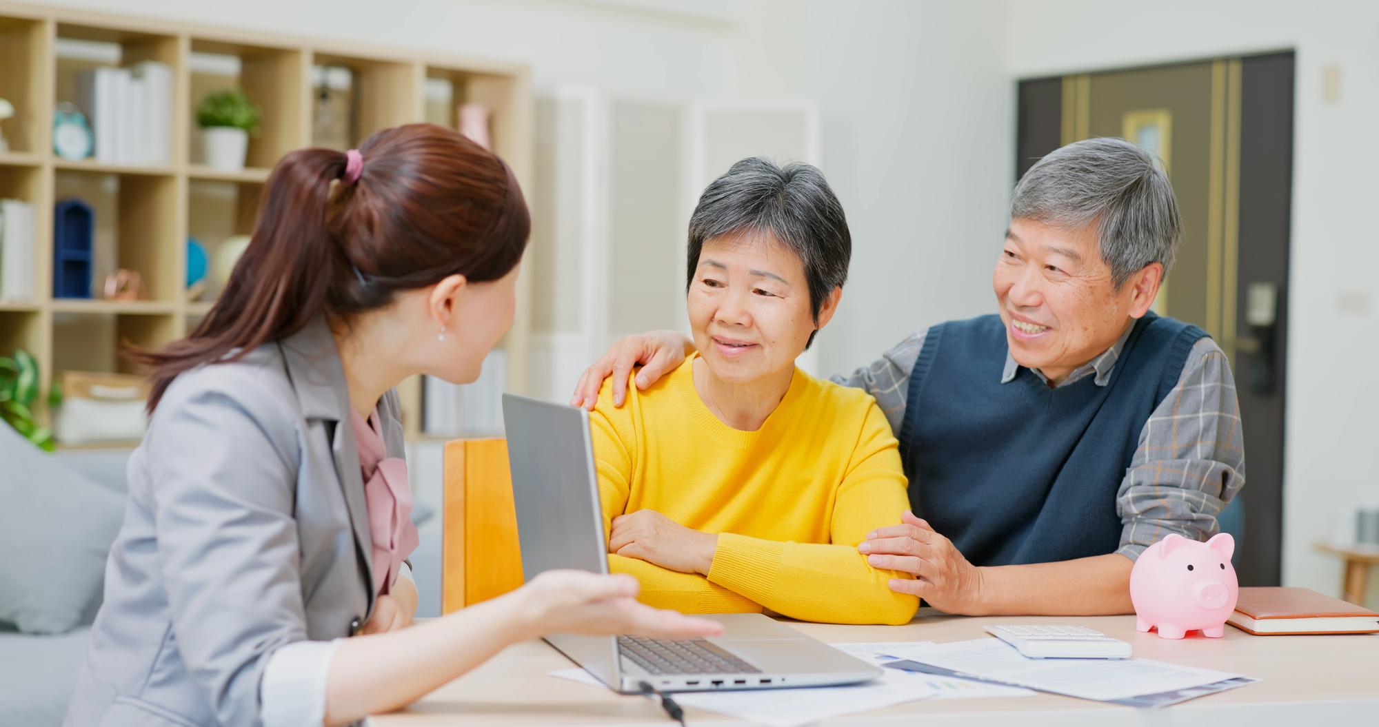 65歲以上健保費補助過關！但年輕人的負擔會變重嗎？ — 時代熱搜健康深度報導