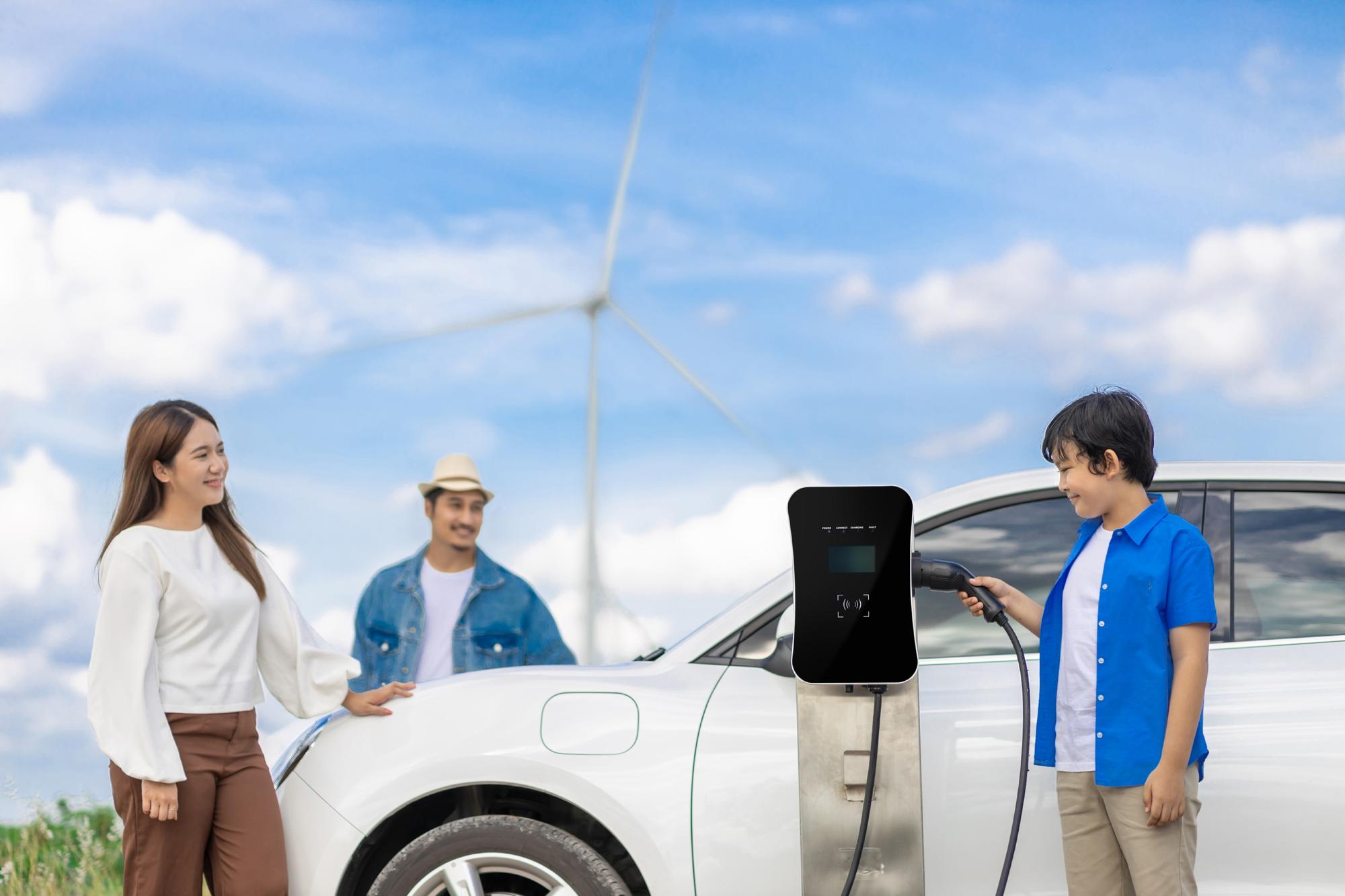鴻海聯手三菱FUSO打電動巴士：能不能把比亞迪70%市占率拉下來？ — 相關圖片3