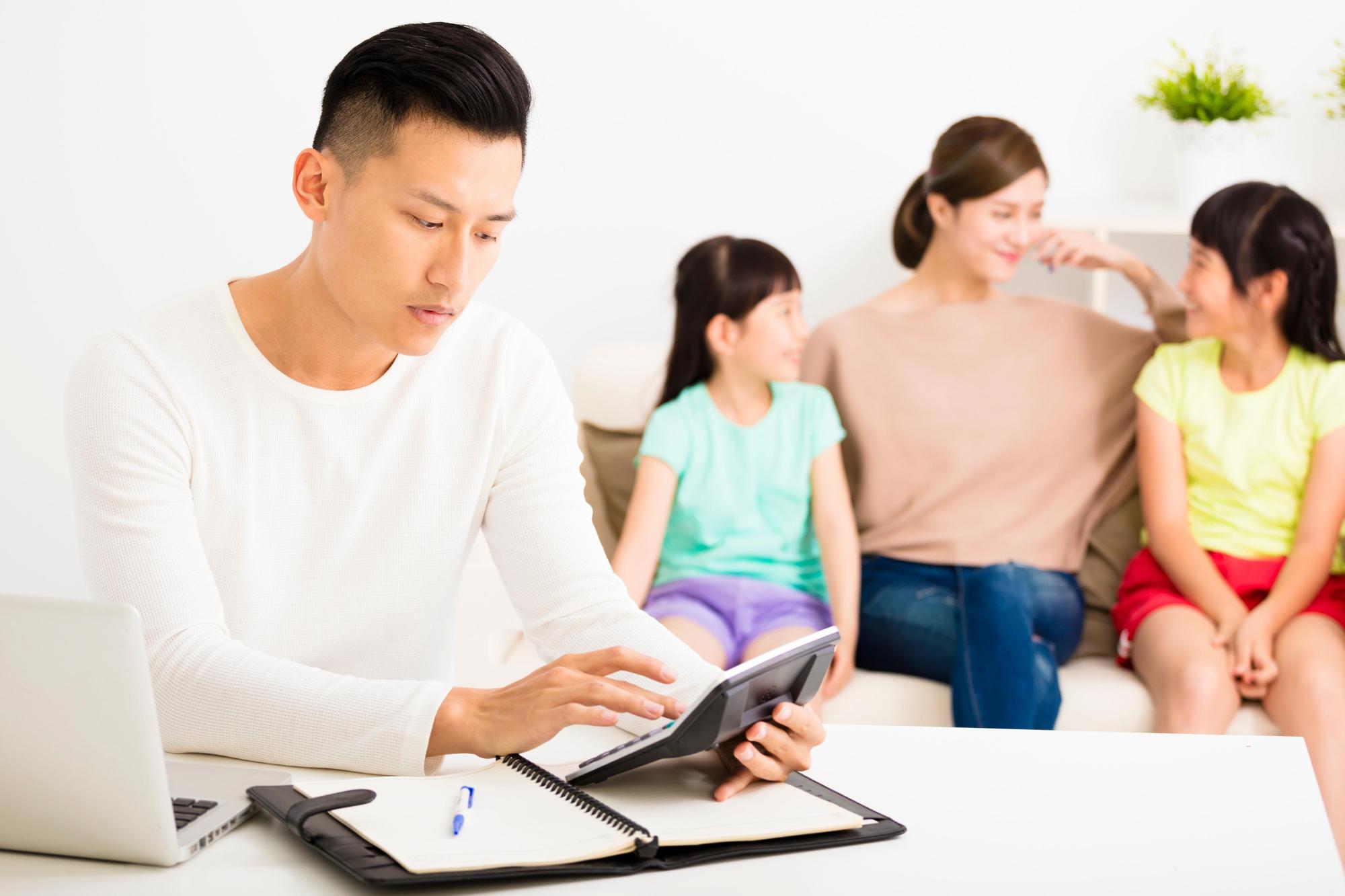 外籍幫傭放寬申請！1個小孩就能請，但每月3萬元你負擔得起嗎？