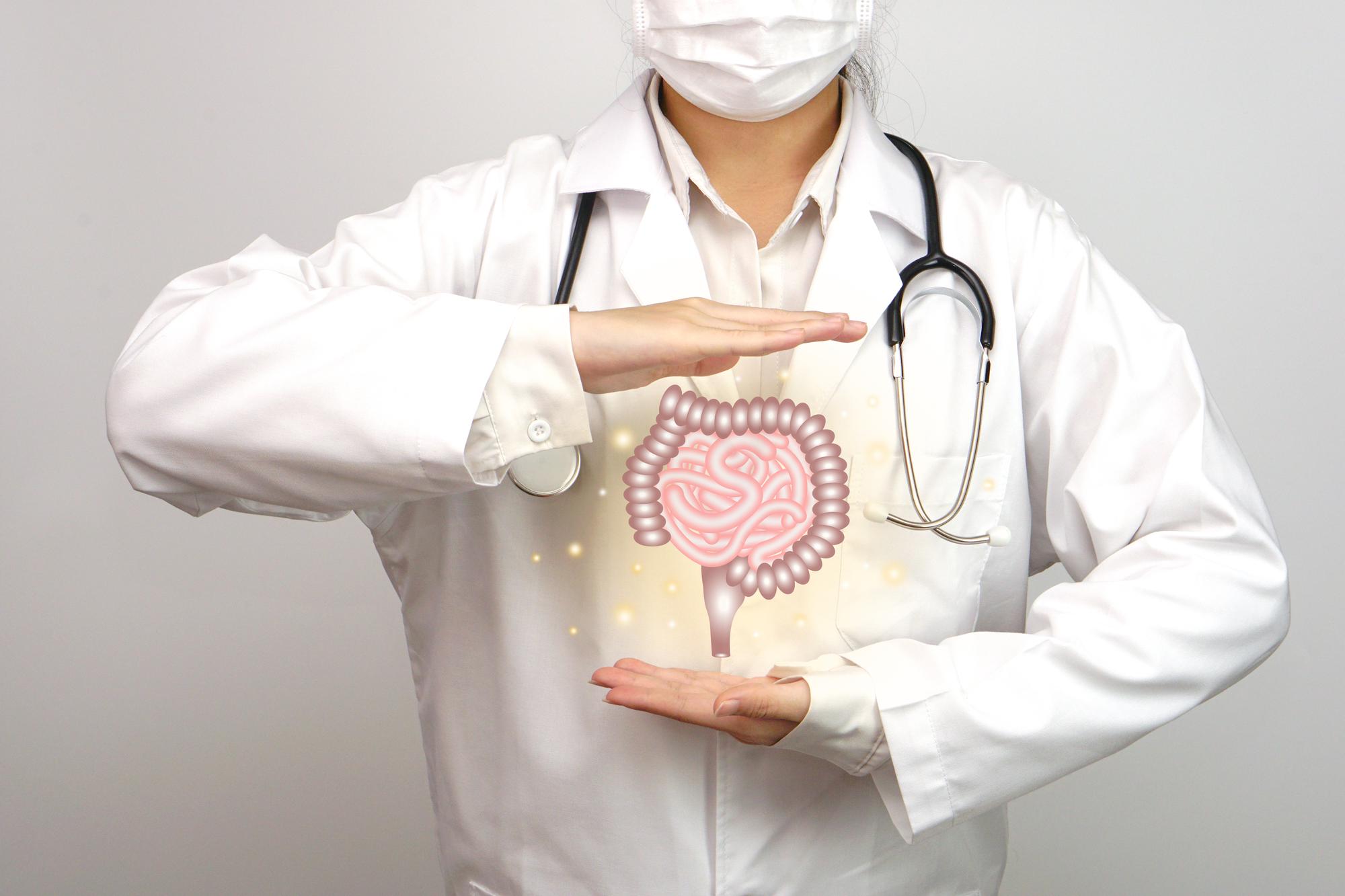 糞便潛血陽性別僥倖！60歲男滿腸息肉已癌變，醫師：無症狀不代表沒事 — 相關圖片3