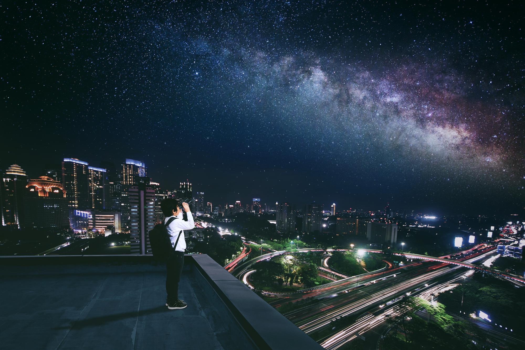 2026英仙座流星雨：十年最佳觀測夜，也可能是十年最塞的那一夜 — 時代熱搜生活深度報導