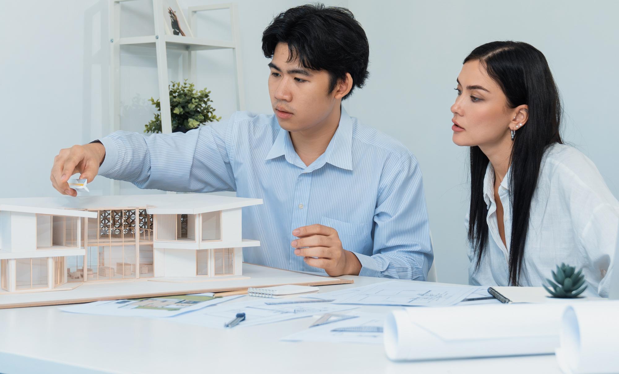 建商退款、央行緊縮、2026該不該買房？看懂這場角力戲