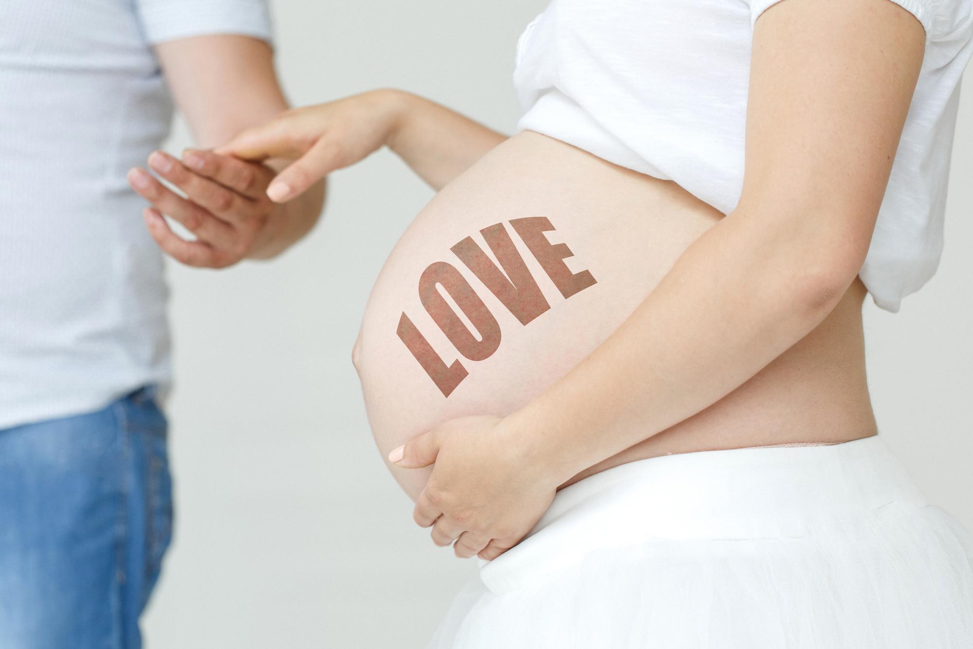 婦產科讓座之亂：當「先來後到」遇上孕婦站立的生理真相